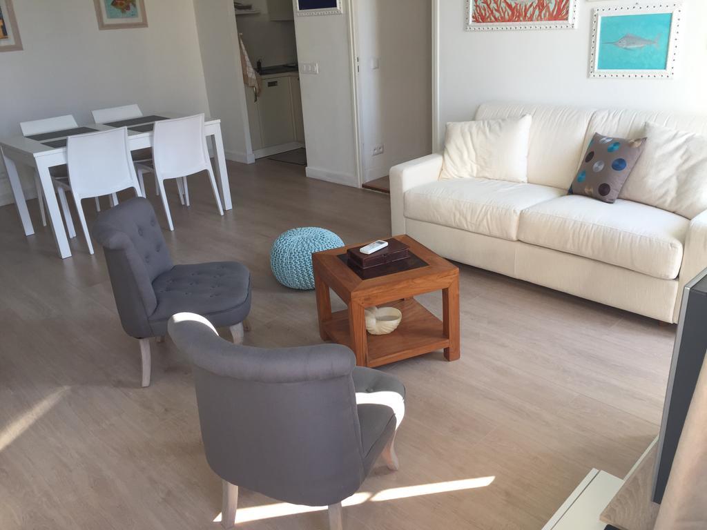 Appartement 2 Bedrooms In Central Location On The Famous Place Massena