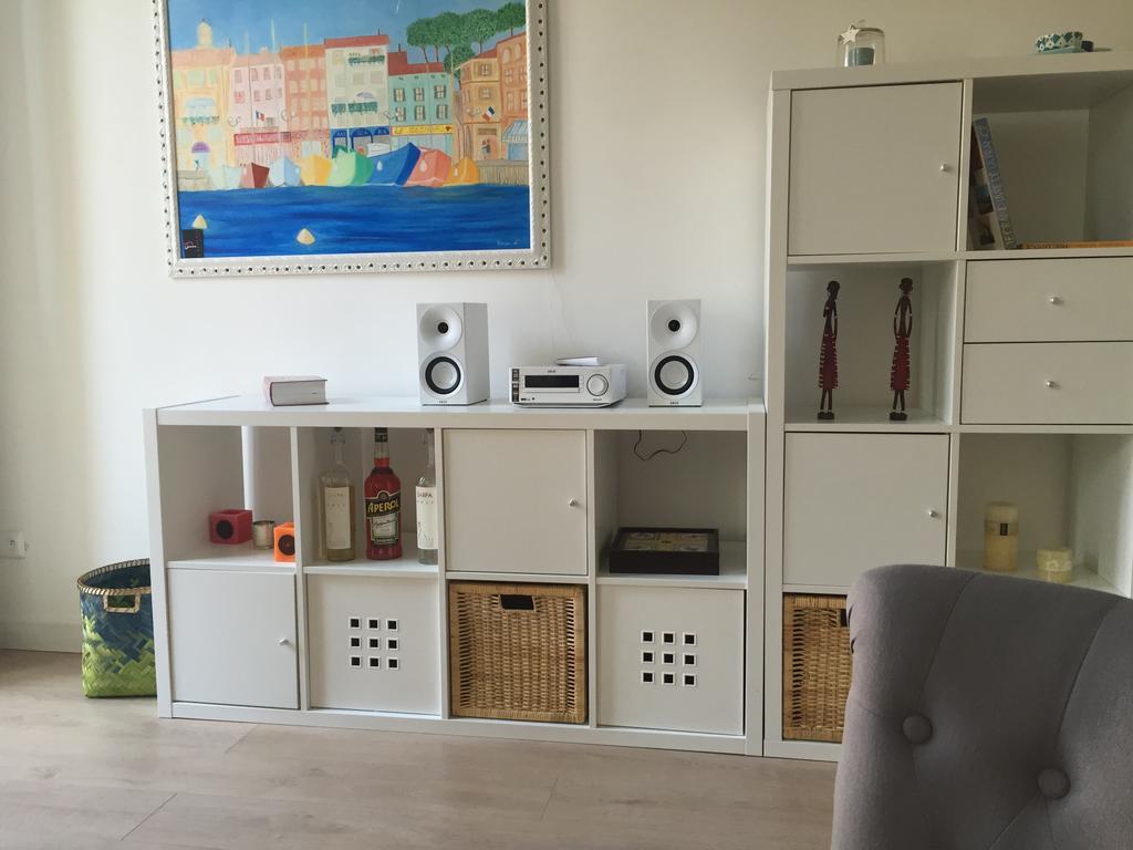 2 Bedrooms In Central Location On The Famous Place Massena Nice